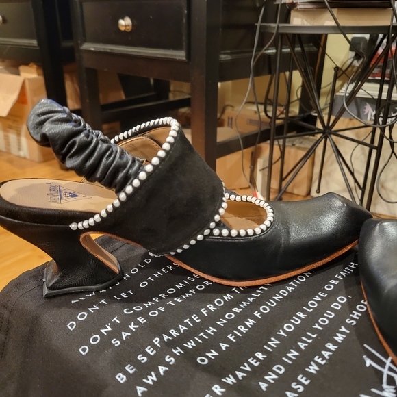 John Fluevog Classy Marin Size 6 - Picture 6 of 12